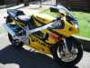 Click here to see more details on the Suzuki GSX-R750K3 Motoport