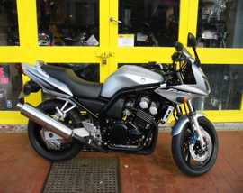 Click on this photo of the Yamaha FZS600G3 to enlarge... for sale at Motoport  - if this photo is missing try refreshing the page if the photo still doesn't appear this vehicle might be already sold in which case please contact the dealer