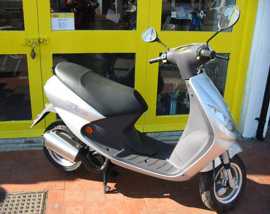 Click on this photo of the Peugeot Vivacity Compact 50P to enlarge... for sale at Motoport  - if this photo is missing try refreshing the page if the photo still doesn't appear this vehicle might be already sold in which case please contact the dealer