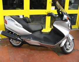 Click on this photo of the Suzuki AN650K3 BURGMAN to enlarge... for sale at Motoport  - if this photo is missing try refreshing the page if the photo still doesn't appear this vehicle might be already sold in which case please contact the dealer