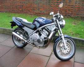 Click on this photo of the Honda CB-1 (400cc) to enlarge... for sale at Motoport  - if this photo is missing try refreshing the page if the photo still doesn't appear this vehicle might be already sold in which case please contact the dealer