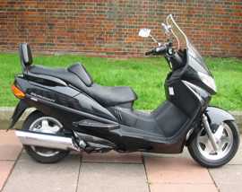 Click on this photo of the Suzuki AN400X Burgman to enlarge... for sale at Motoport  - if this photo is missing try refreshing the page if the photo still doesn't appear this vehicle might be already sold in which case please contact the dealer