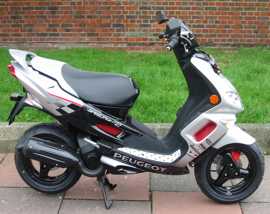 Click on this photo of the Peugeot Speedfight Silver Sport 100XP to enlarge... for sale at Motoport  - if this photo is missing try refreshing the page if the photo still doesn't appear this vehicle might be already sold in which case please contact the dealer