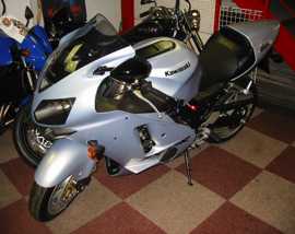 Click on this photo of the Kawasaki ZX-12R to enlarge... for sale at Motoport  - if this photo is missing try refreshing the page if the photo still doesn't appear this vehicle might be already sold in which case please contact the dealer