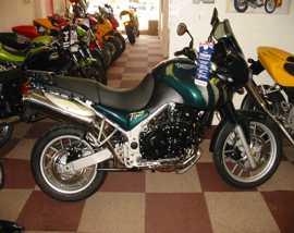 Click on this photo of the Triumph Tiger 955 to enlarge... for sale at Motoport  - if this photo is missing try refreshing the page if the photo still doesn't appear this vehicle might be already sold in which case please contact the dealer
