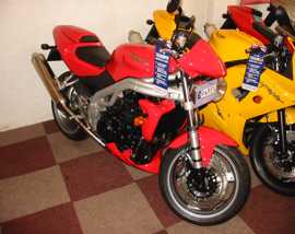 Click on this photo of the Triumph Speed Triple to enlarge... for sale at Motoport  - if this photo is missing try refreshing the page if the photo still doesn't appear this vehicle might be already sold in which case please contact the dealer